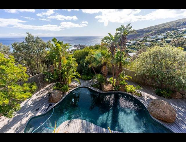 4 BEDROOM HOUSE FOR SALE IN LLANDUDNO